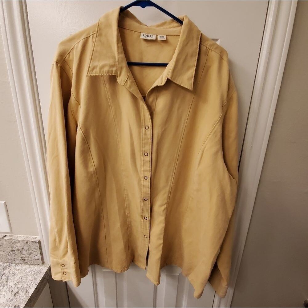 Cato Woman Mustard Yellow Faux Suede Snap Front Shirt Plus Size 22/24W